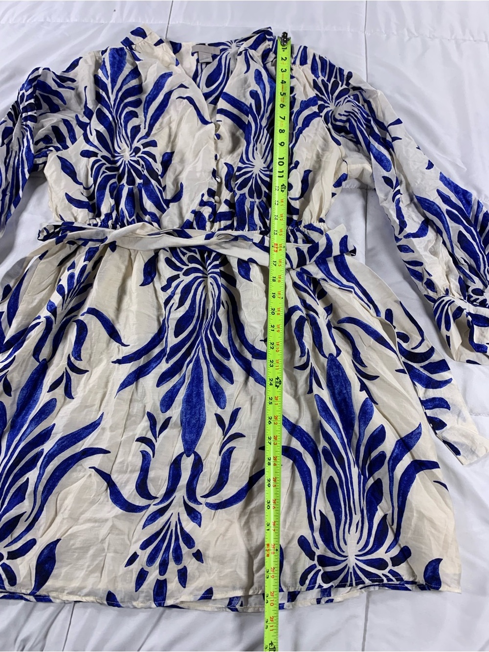 Pre loved H&M top womens size L - Picture 2 of 7